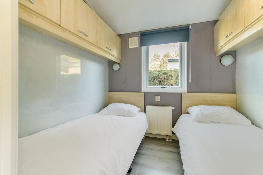 Vila 4-Pers. Chalet Met Eigen Parkeerplaats In Veluwe Putten Exteriér fotografie