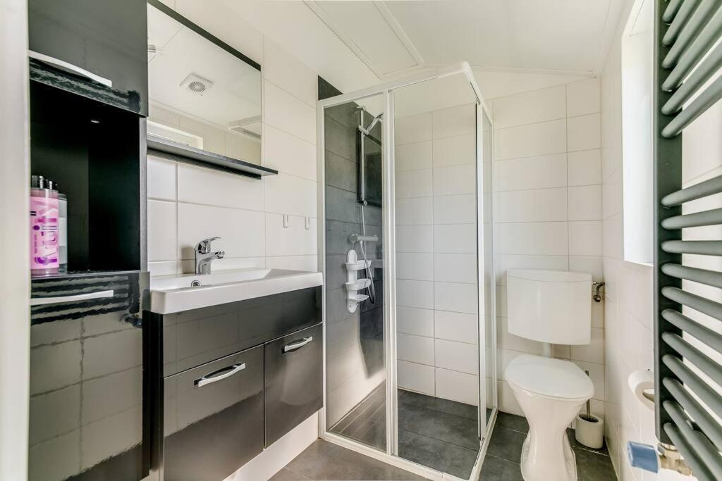 Vila 4-Pers. Chalet Met Eigen Parkeerplaats In Veluwe Putten Exteriér fotografie